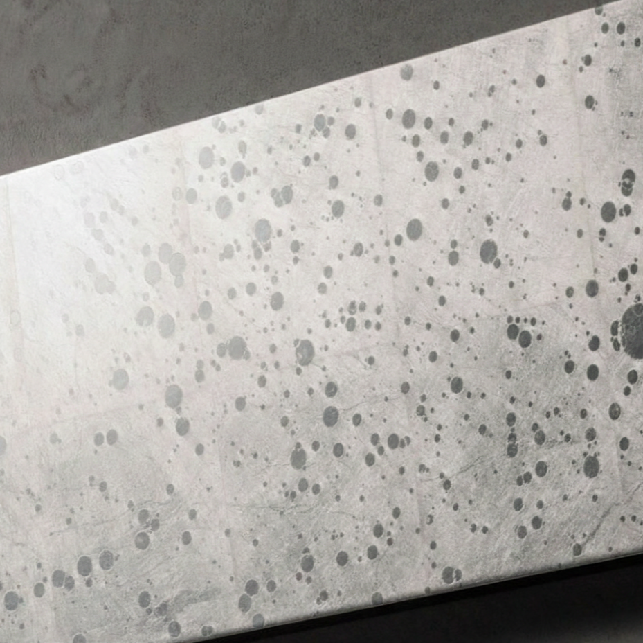 LUCE – Champagne Silver
