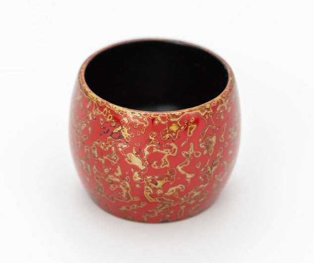 Daruma Sake Cup – Marble Tsugaru Lacquer